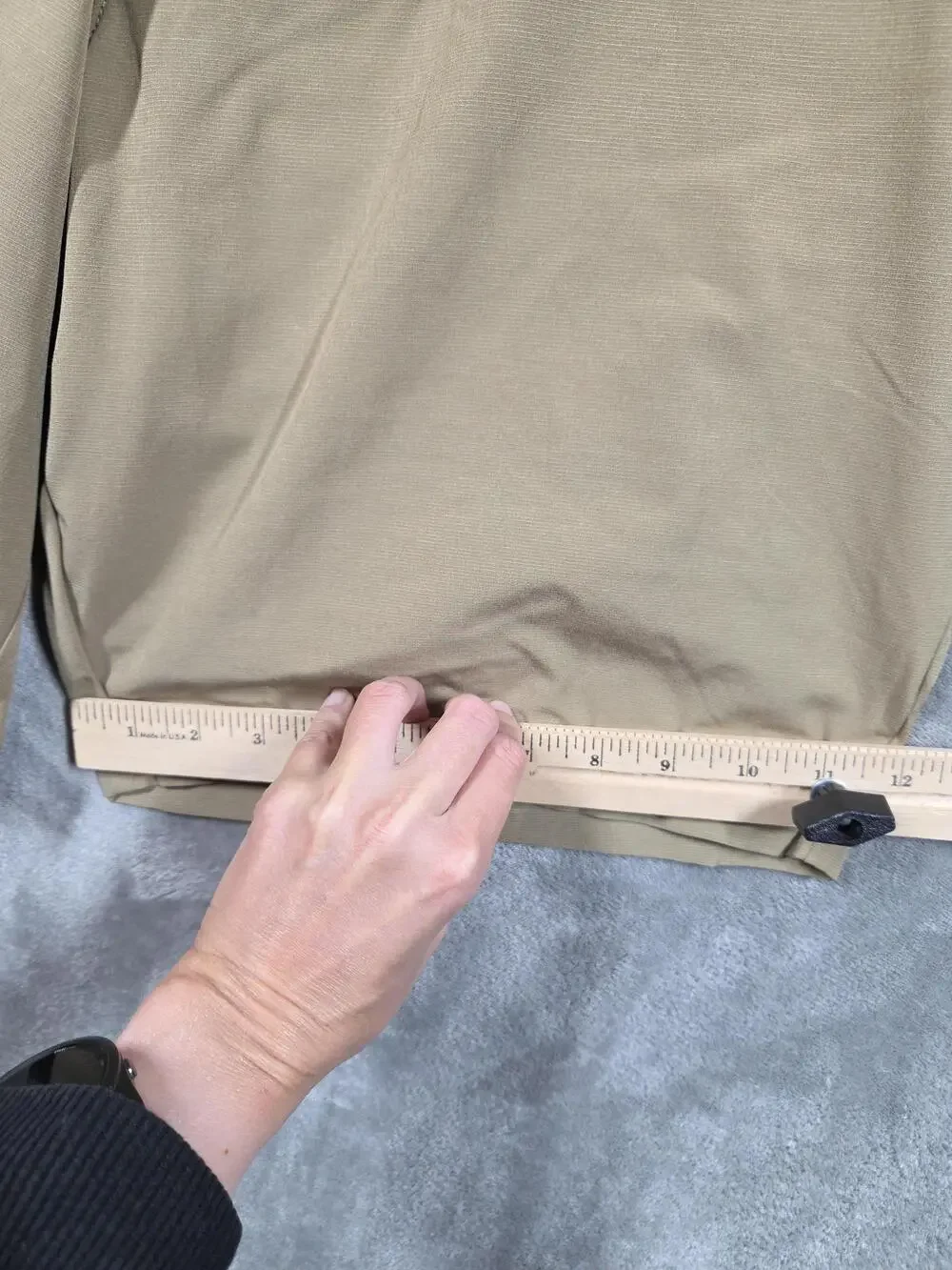Banana Republic Shorts Mens 40 Beige Chino Stretch 10 Inseam Casual